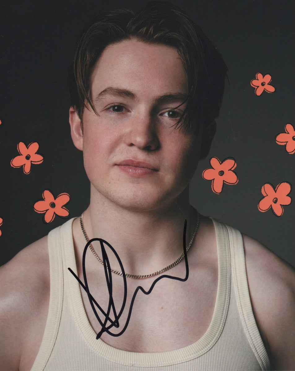 Kit Connor Heartstopper Signed Autograph 8x10 Photo COA | Outlaw ...