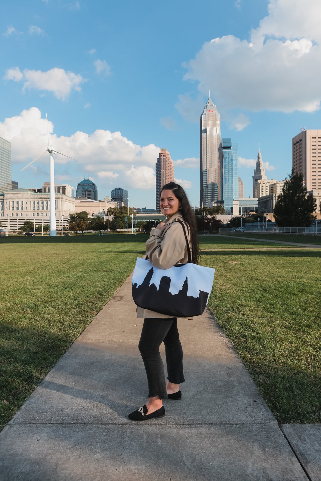 Louisville Kentucky Skyline Silhouette - Anne Cate