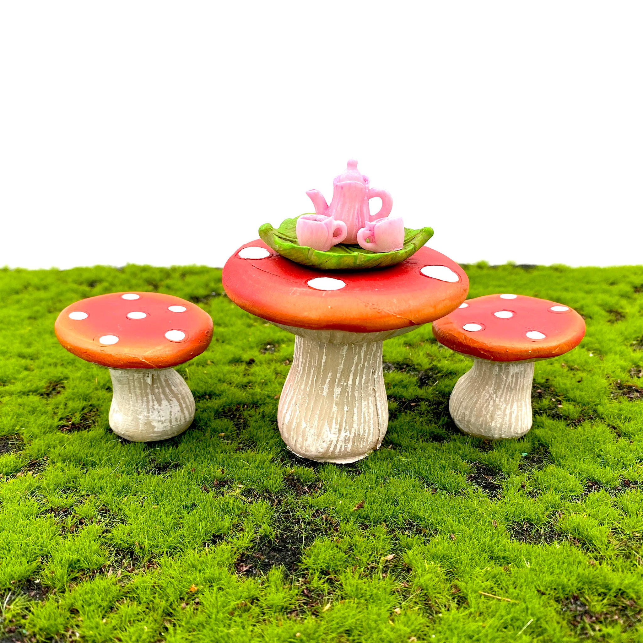 toadstool chairs and table