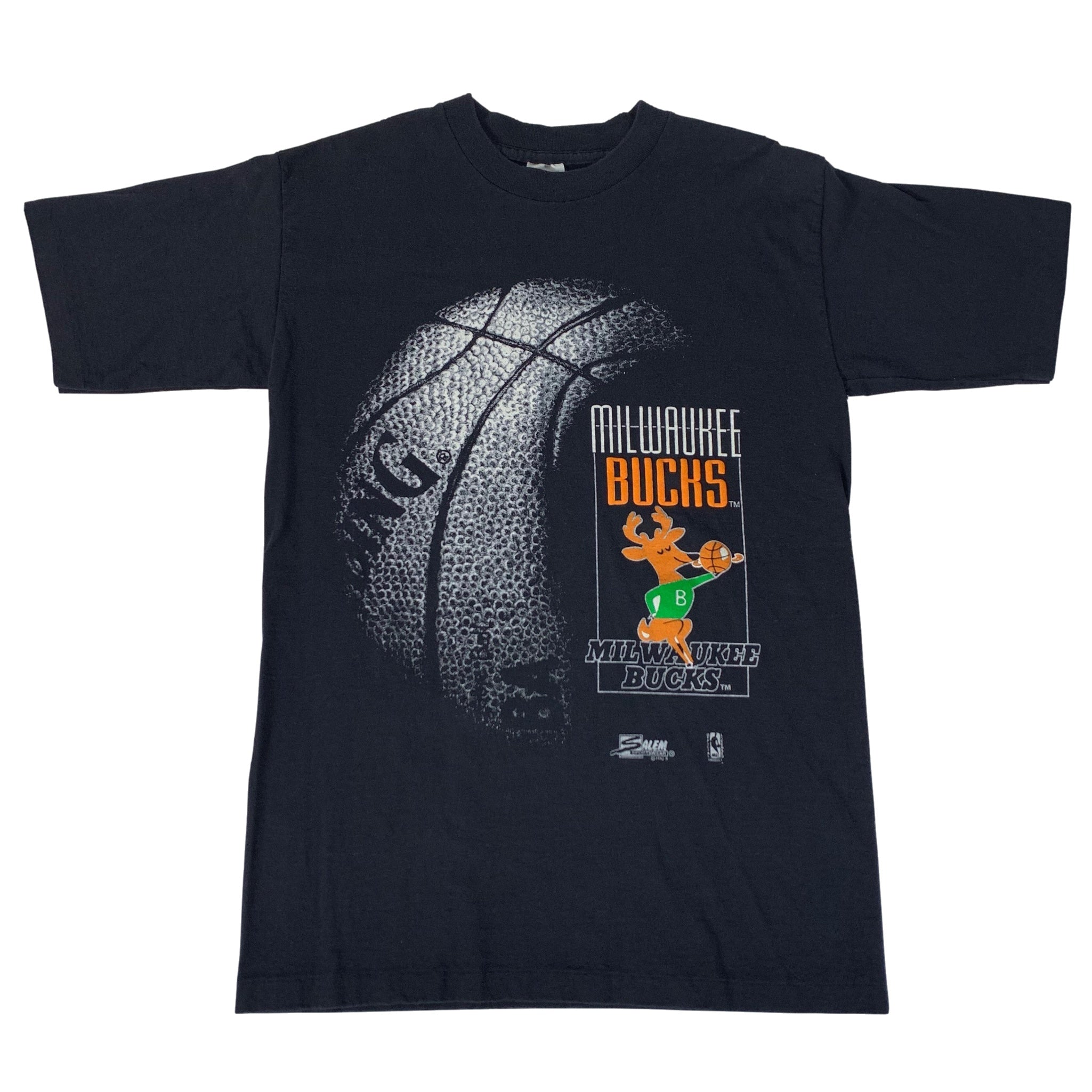 milwaukee bucks old logo t shirt