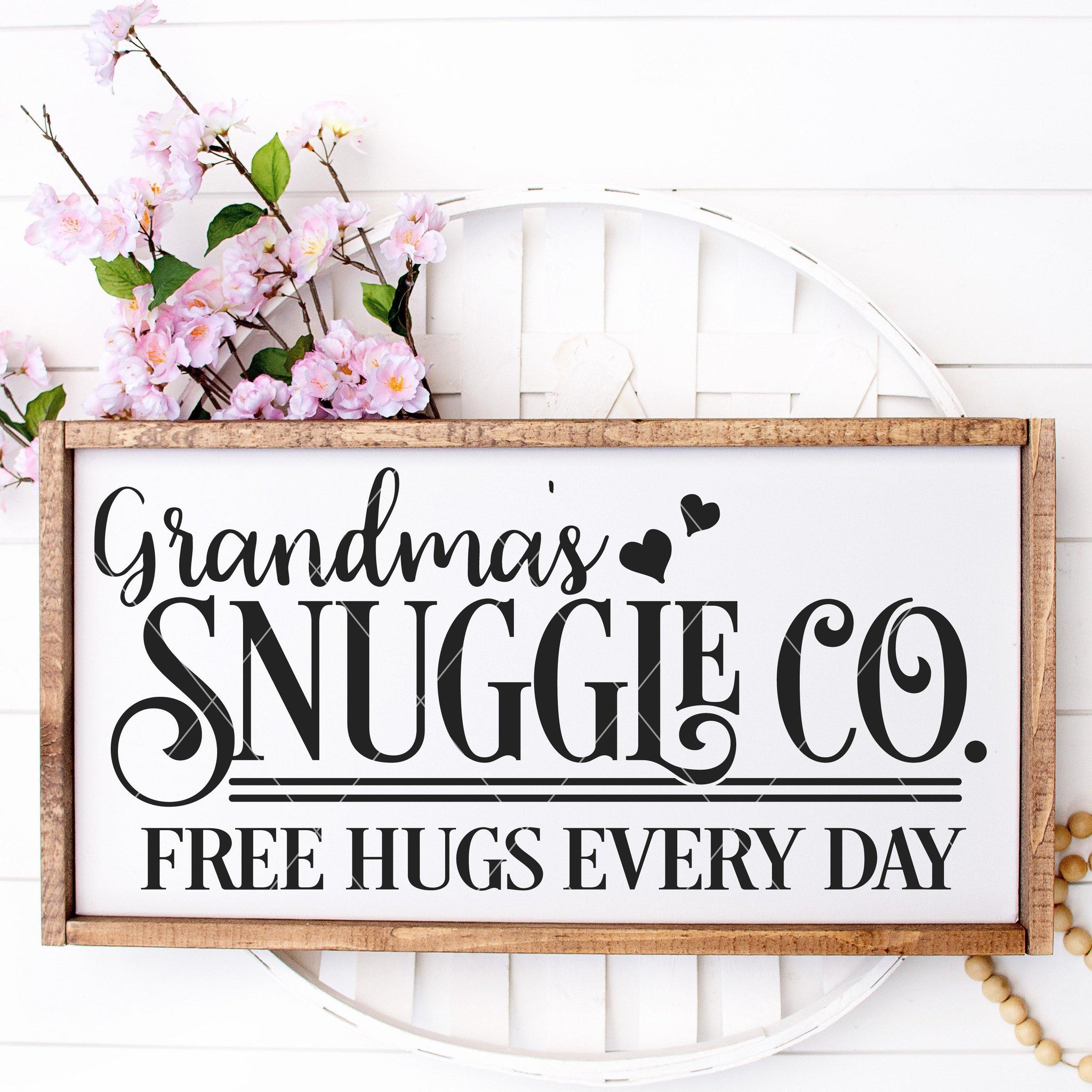 Download Grandma S Snuggle Co Vintage Svg With Mom Auntie Variations Board Batten Design Co