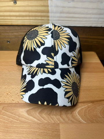 Camo criss cross ponytail hat