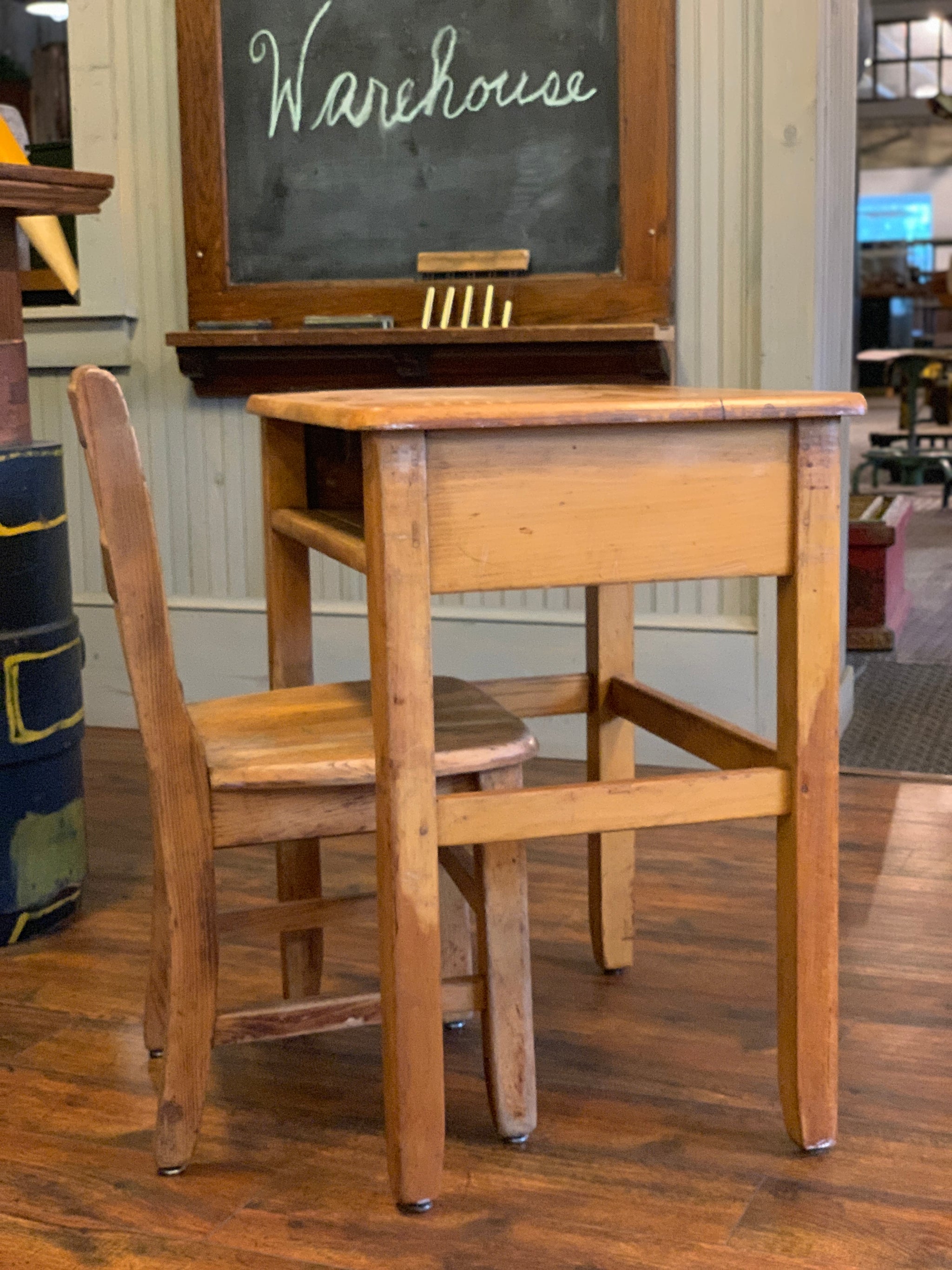 Antique Maple Child S School Desk And Chair Through Pinned Joints