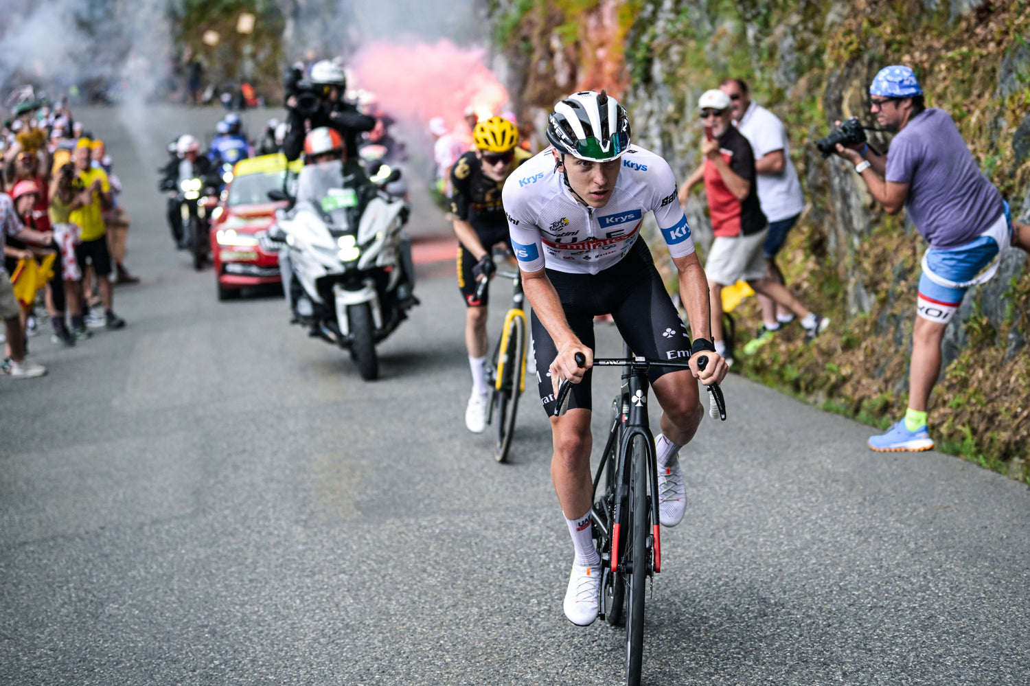 Todej Pogacar attacks Jonas Vingegaard 2023 Tour de France stage 6