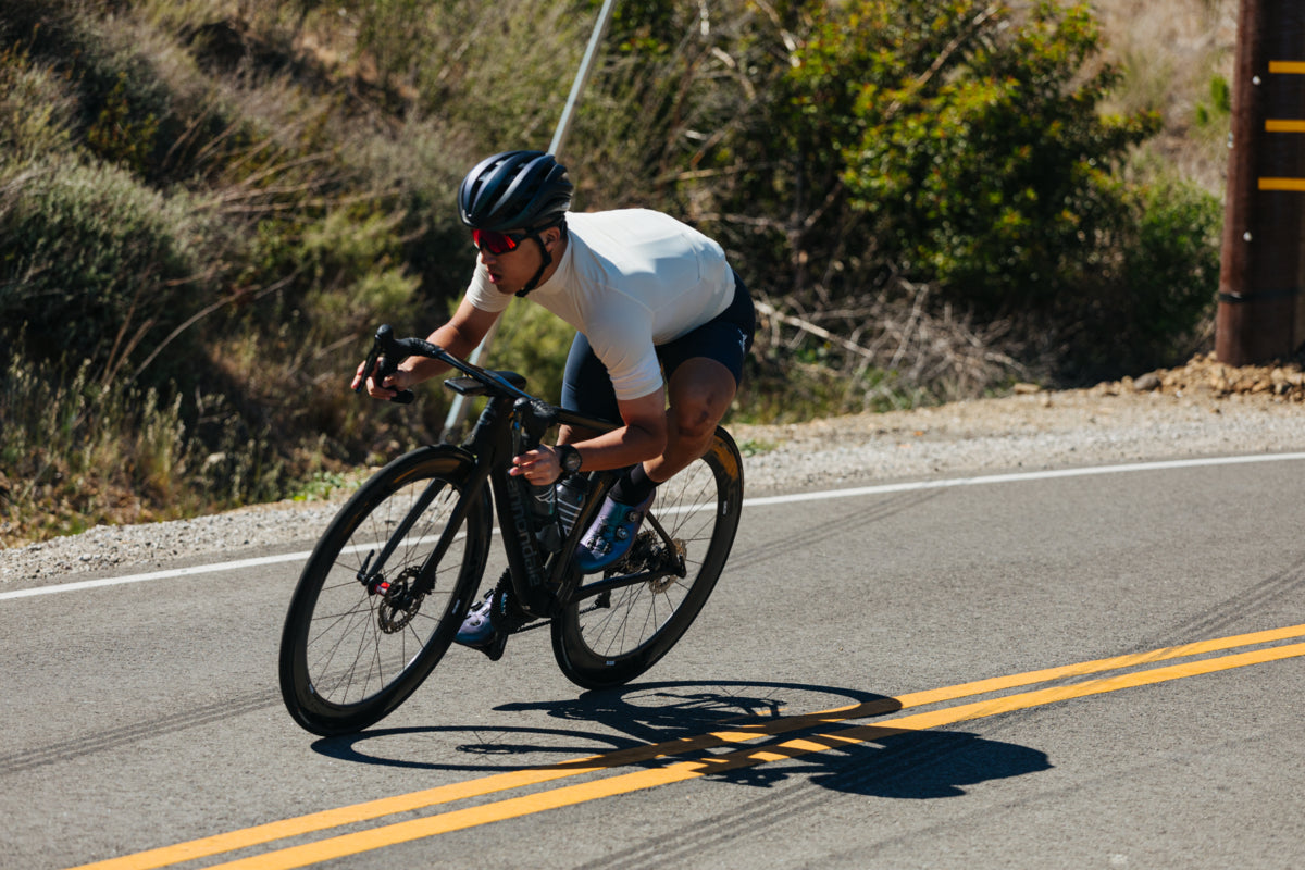 Road bike cornering on tubeless