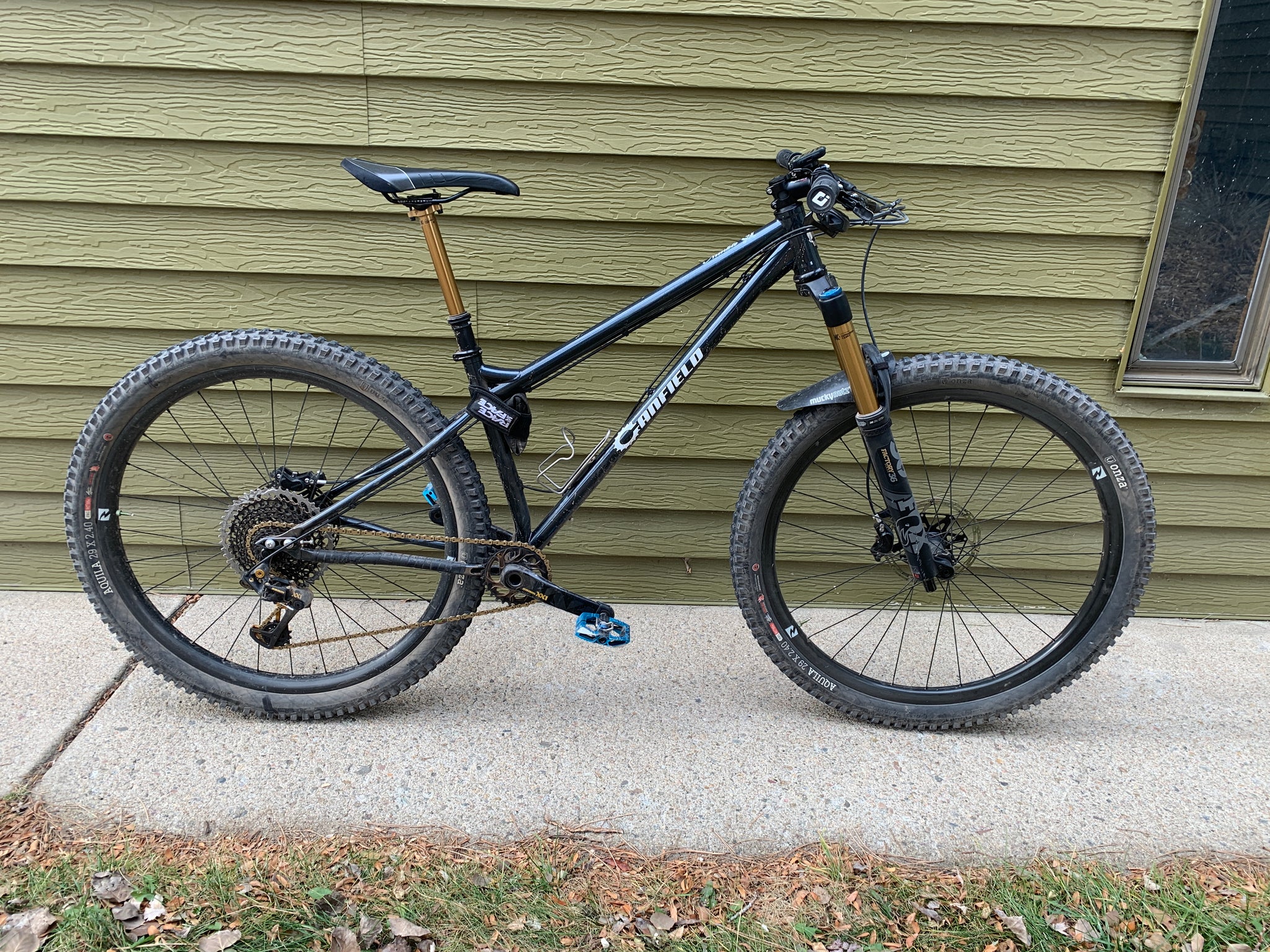 Canfield Nimble 9 all mountain hardtail
