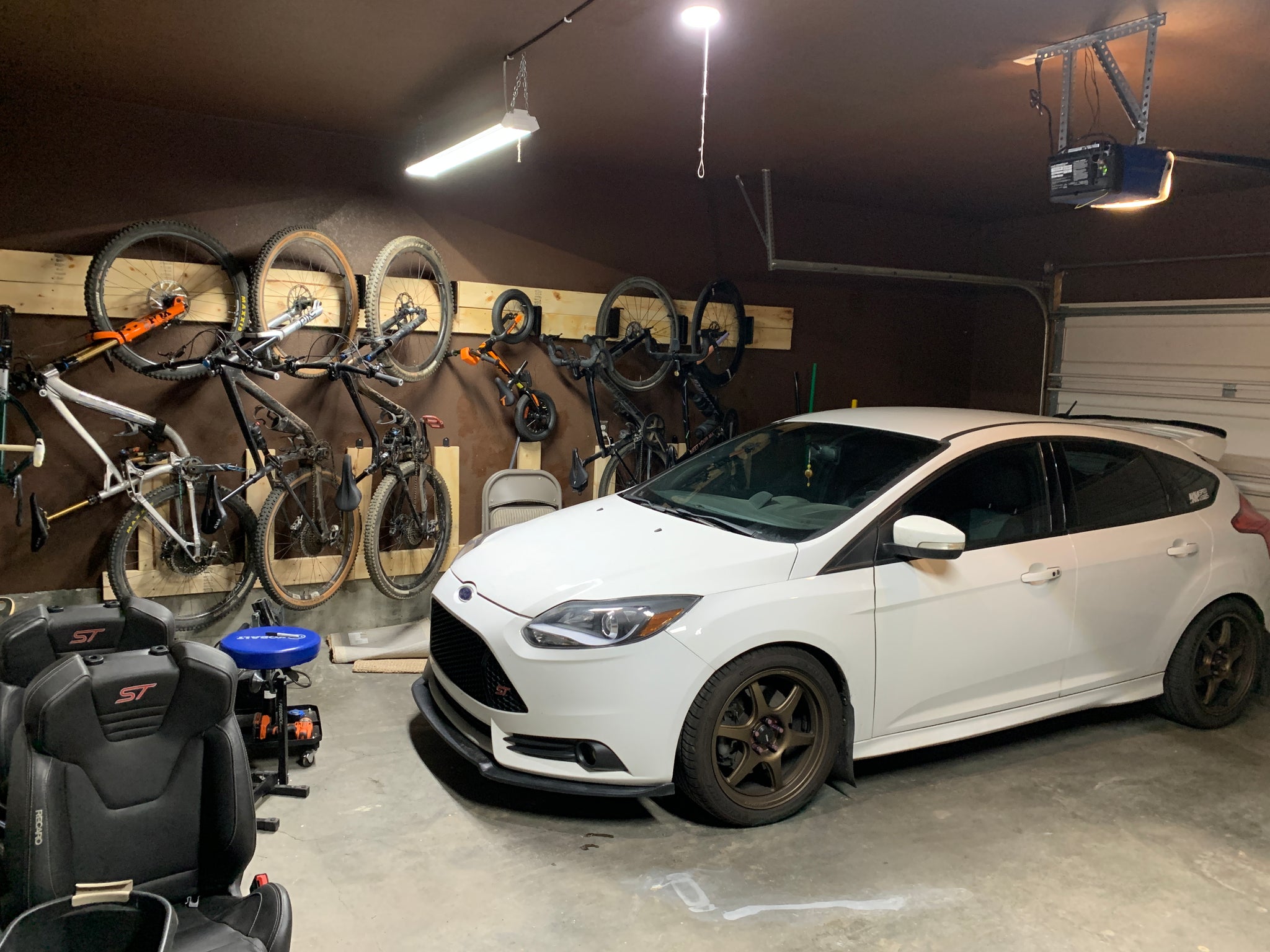 Feedback Velo Hinge bike hooks in garage