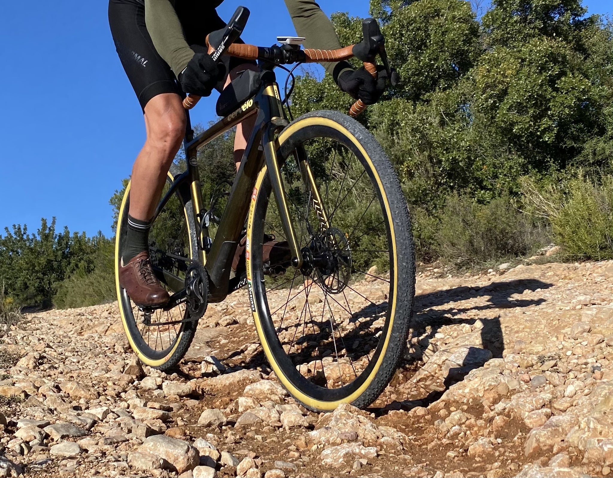Challenge Getaway gravel tire review puncture protection
