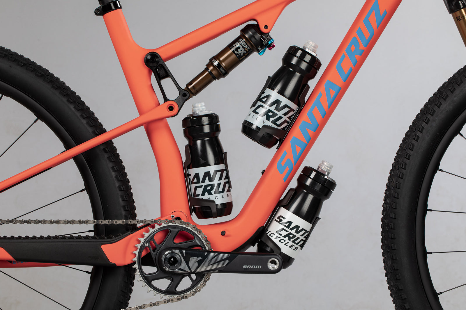 2022 Santa Cruz Blur XC full suspension mountain bike 2 to 3 water bottle mounts