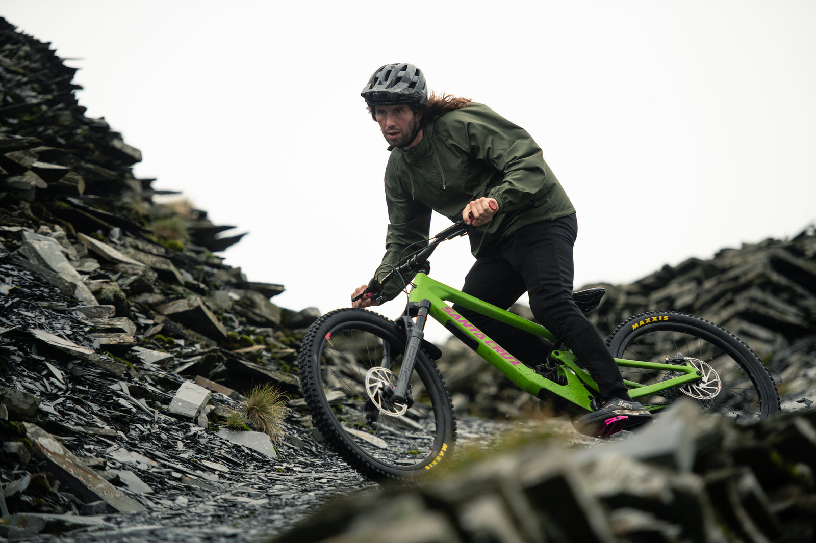 Santa Cruz enduro shredding