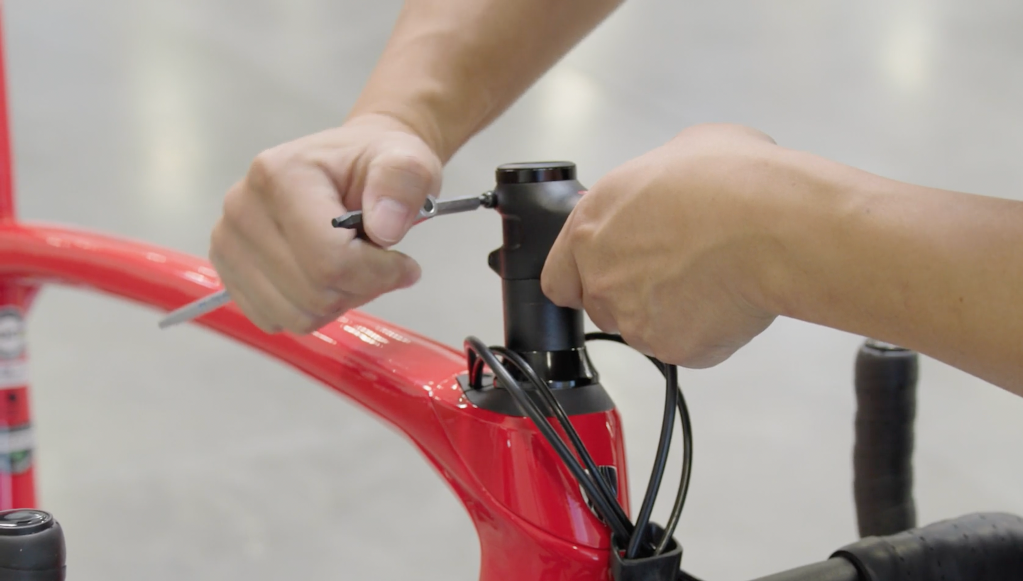How to adjust bike stem and handlebar height