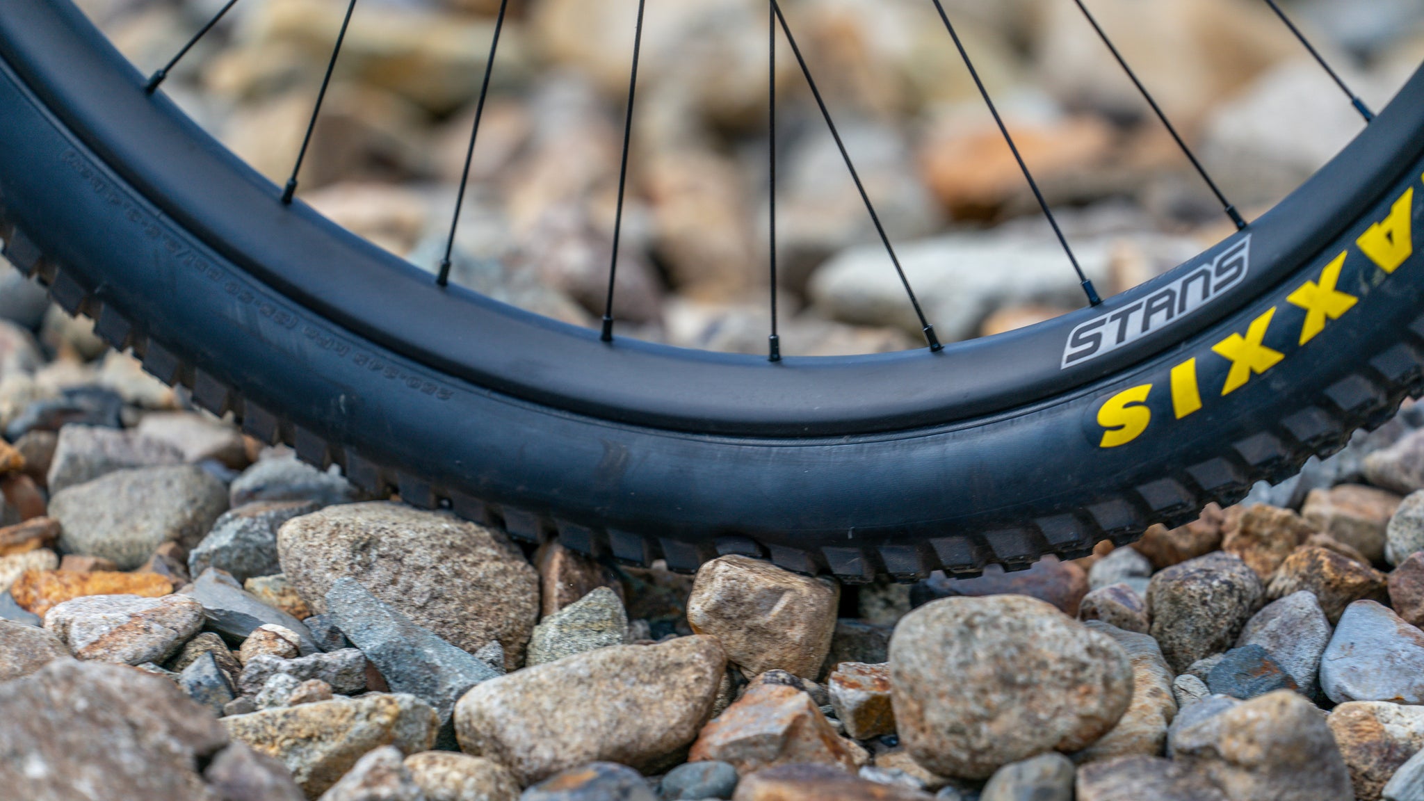 inflating tubeless road bike tires