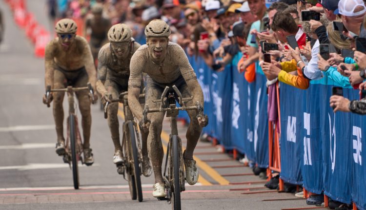 Unbound gravel men's race winning tires