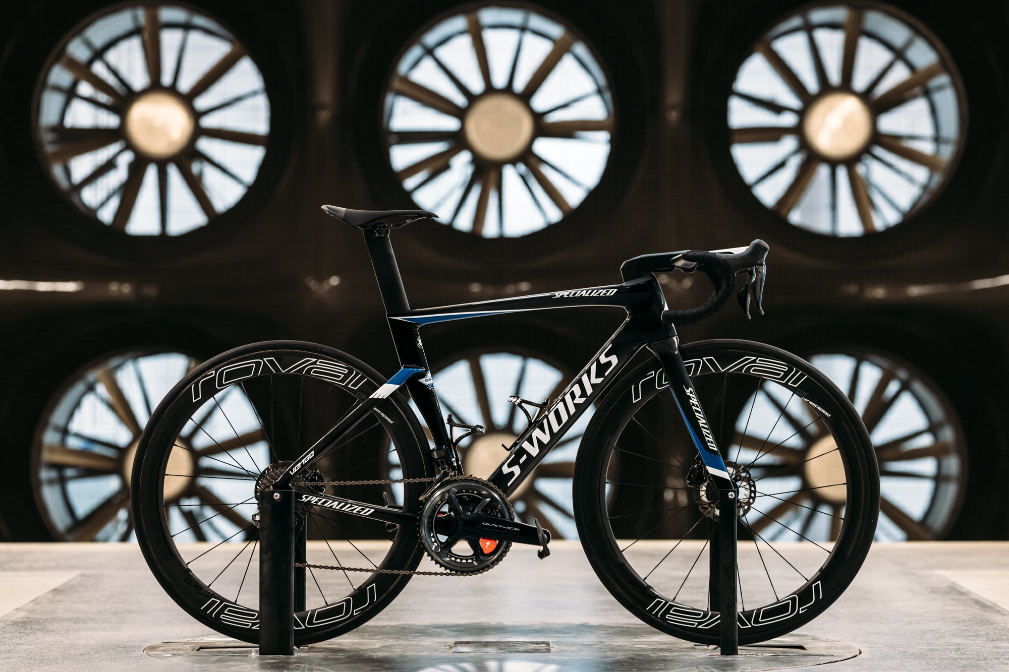 specialized aero road bike