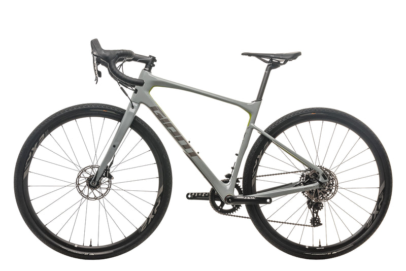 giant revolt advanced 1 gravel bike