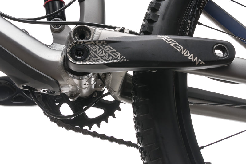 canyon strive 2018 specs