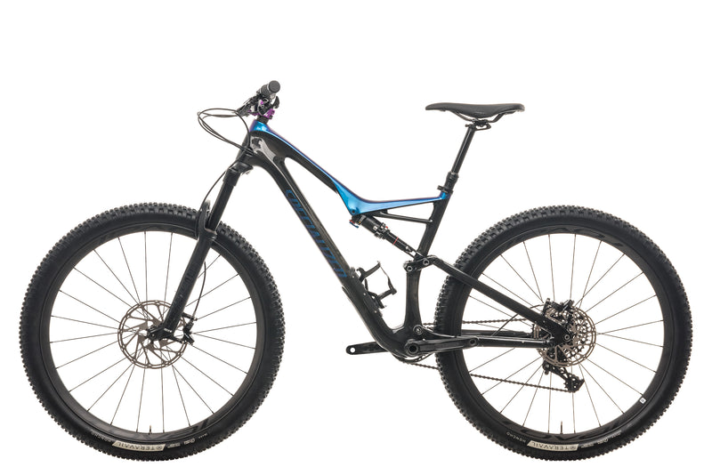 specialized stumpjumper comp carbon 2018