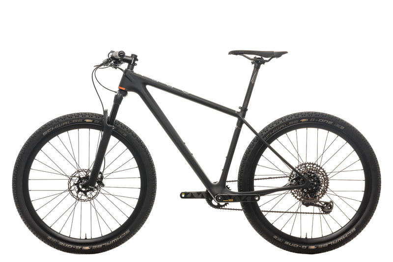 medium mountain bike