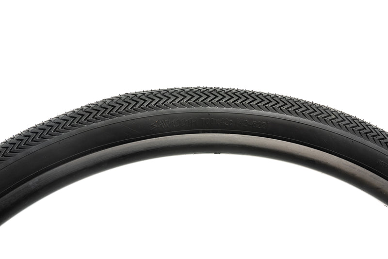 700x42c tire