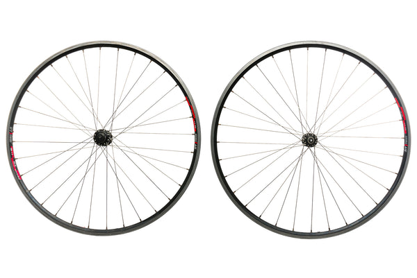 DT Swiss RR 1.1 Aluminum Clincher 700c Wheelset | The Pro's Closet