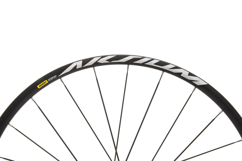 mavic aksium disc 700c wheelset