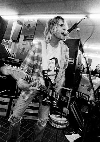 fender jaguar kurt cobain playing live gig