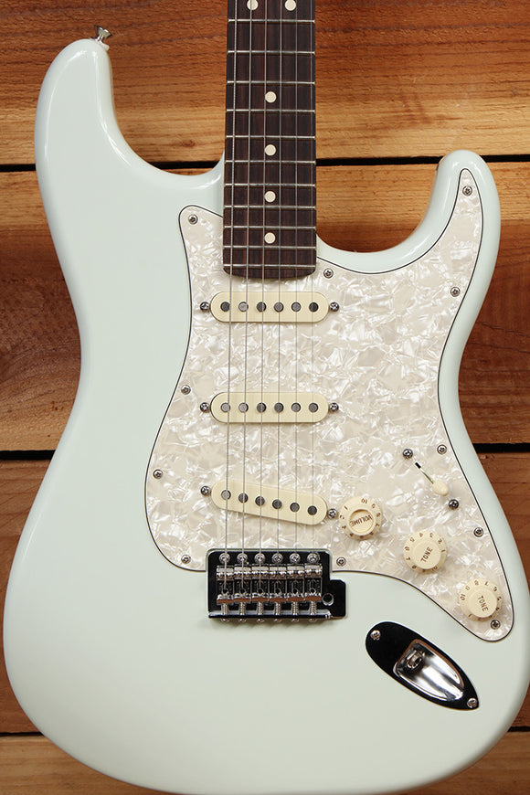 fender roadhouse strat texas special