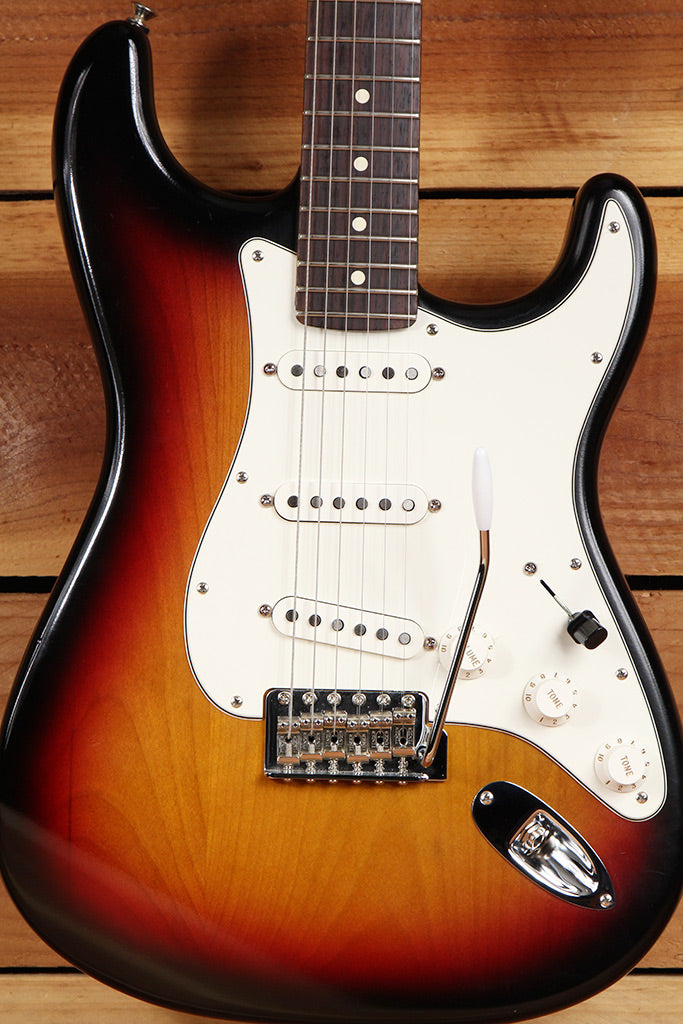 2004 fender highway one stratocaster