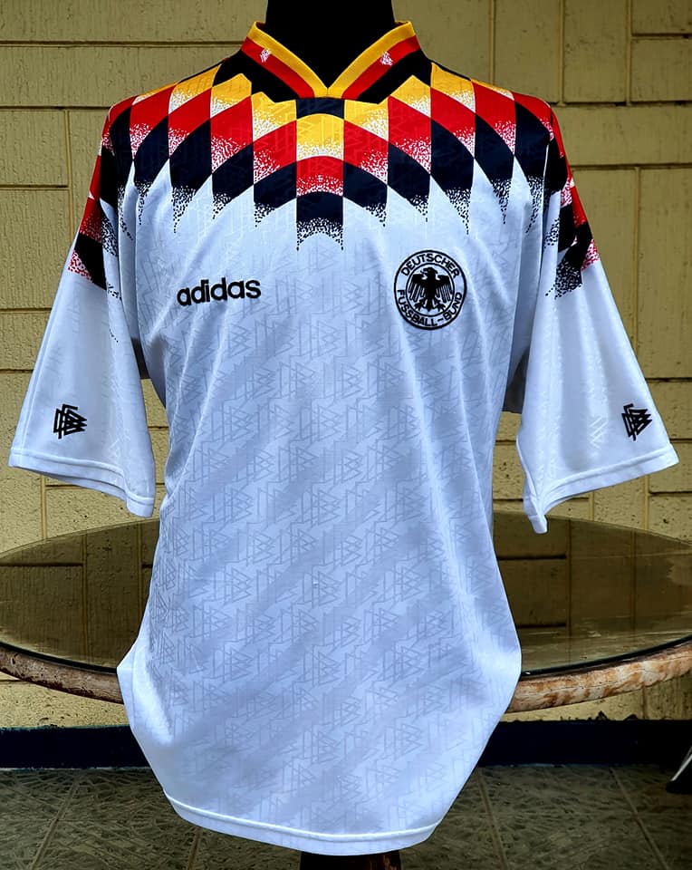 HolySport Germany Prototype Vintage Tribute Soccer Jersey - Made in Italy - White Color - with German Flag Colored Stripes - Size XL 