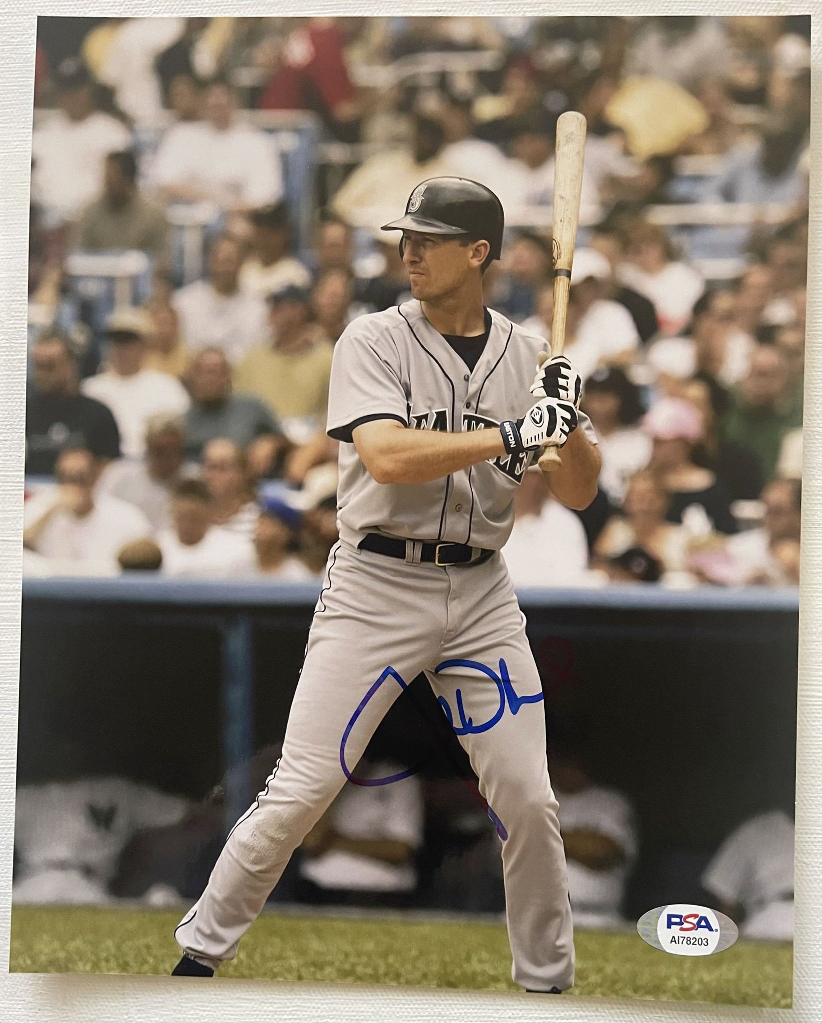 AUTOGRAPHED JOHN OLERUD 8x10 Seattle Mariners Photo