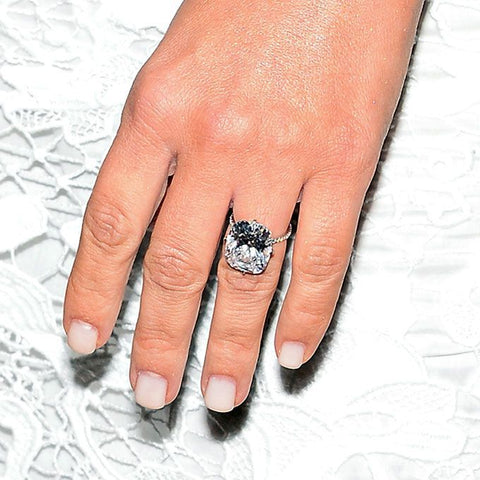 Kim Kardashian $8 million engagement ring from Kanye West