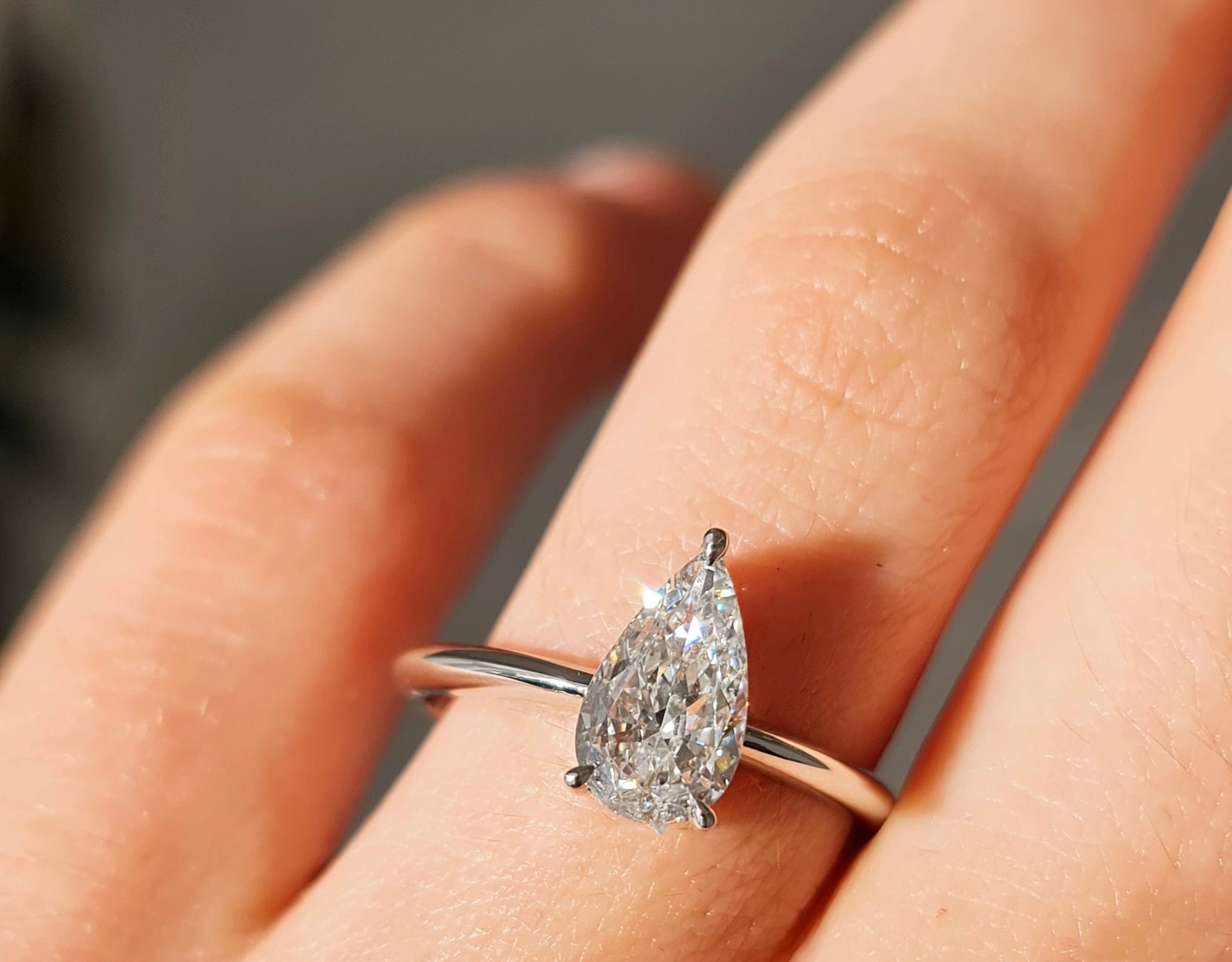 Pear shaped Diamond Ring