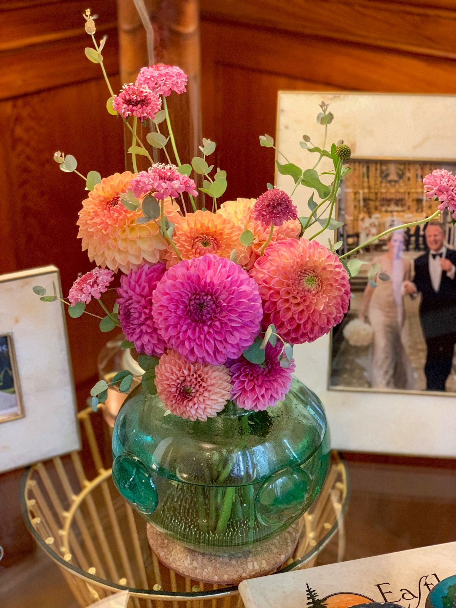 Davis Designs has the most gorgeous summer flower arrangements to impress guests and beautify your home without making any major design changes. Get inspired!