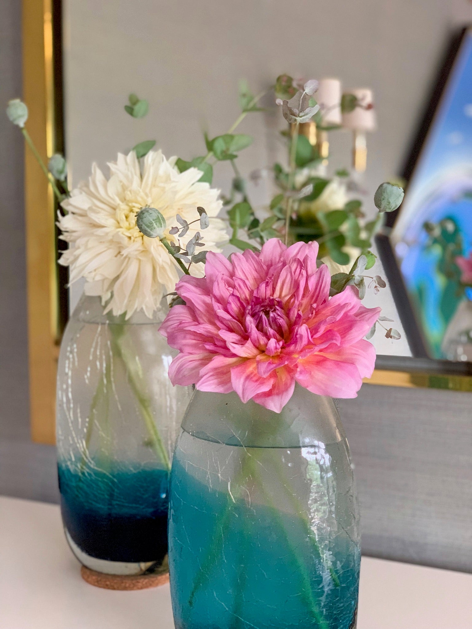 Davis Designs has the most gorgeous summer flower arrangements to impress guests and beautify your home without making any major design changes. Get inspired!