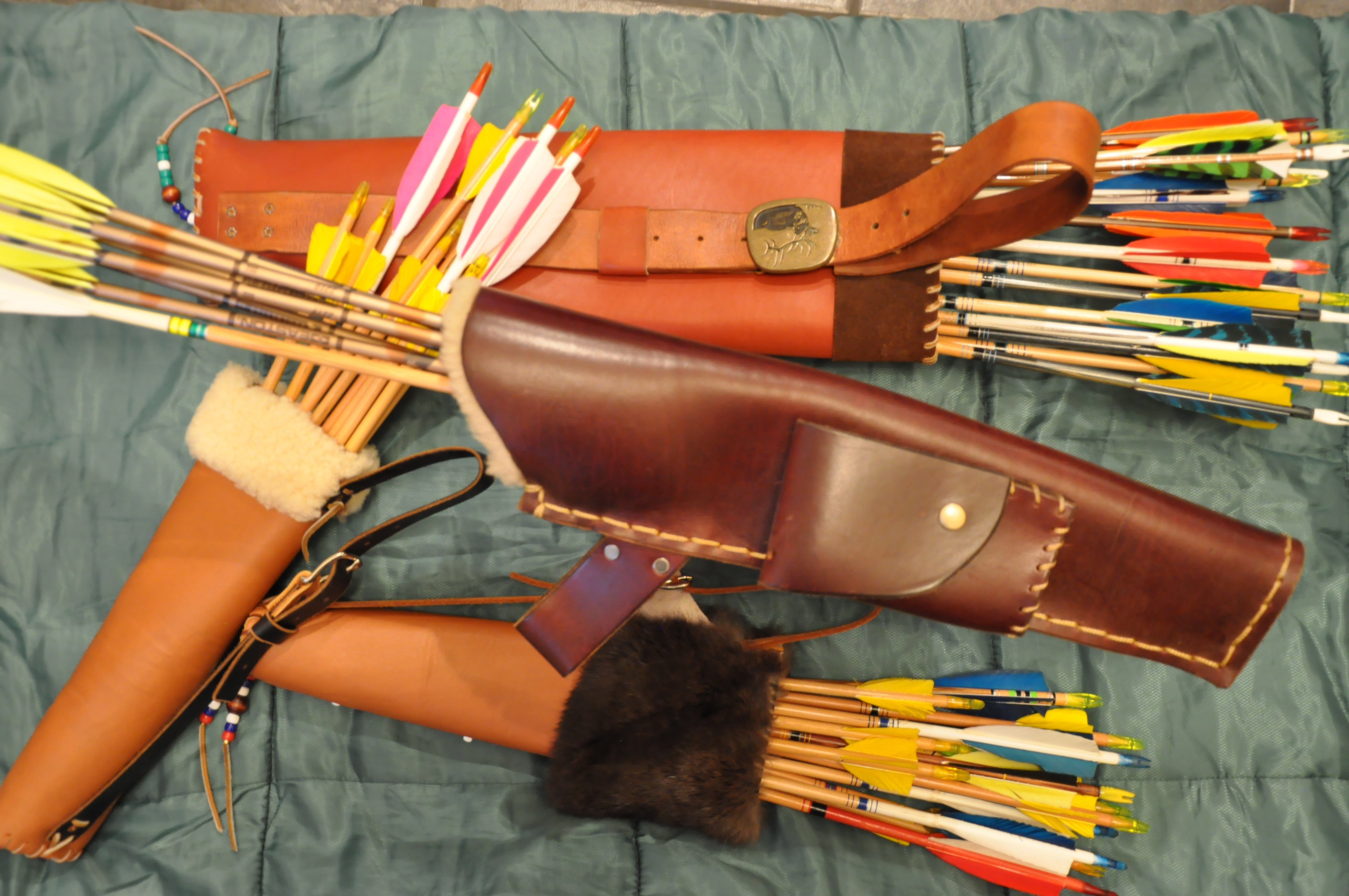 back archery quiver