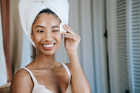 Yubi's Vitamin C Face Wash moisturizes oily skin without clogging pores