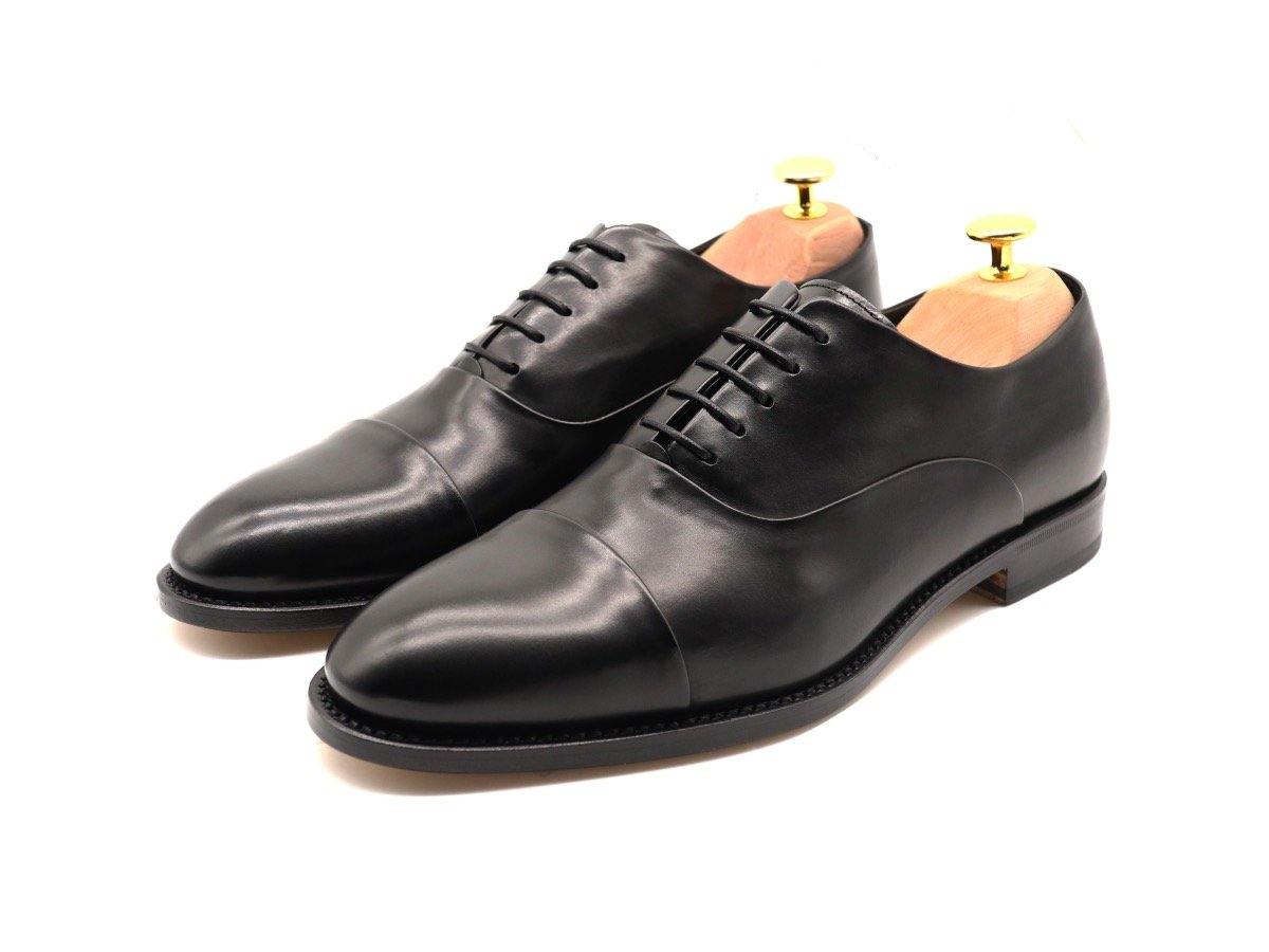toe oxford shoes