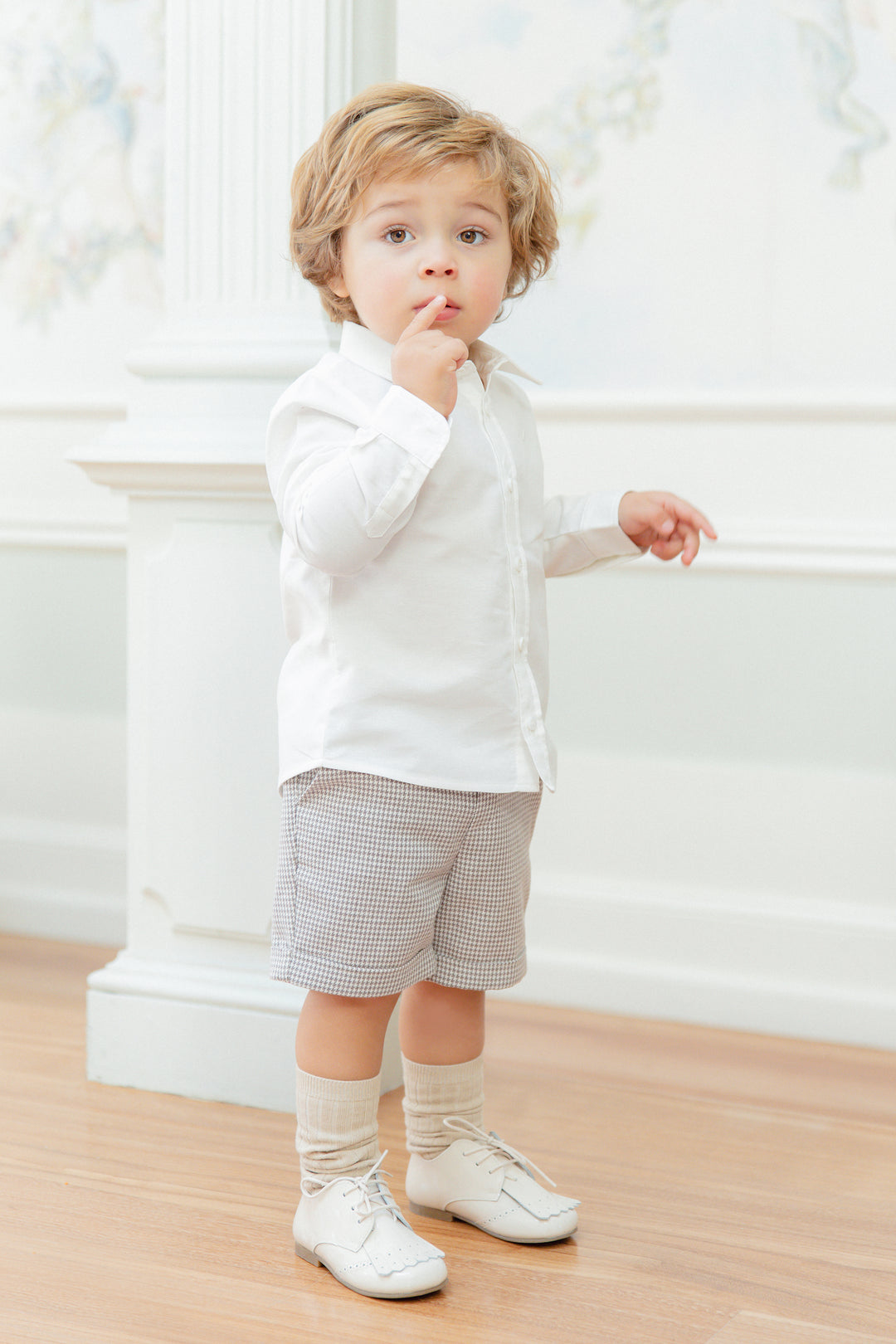 Pureté du Bebe "Lennox" Shirt & Brown Houndstooth Shorts | iphoneandroidapplications