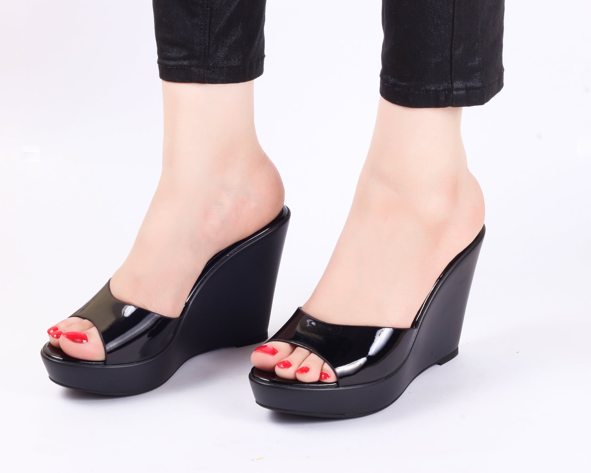 Metallica Black Wedge | Wedge Heels 