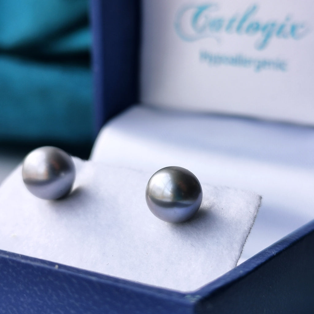 Titanium Freshwater Grey Pearl Earrings - 6.5mm