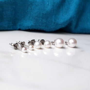 Large Freshwater Pearl Earrings - White Pearls and Hypoallergenic Tita –  CATLOGIX