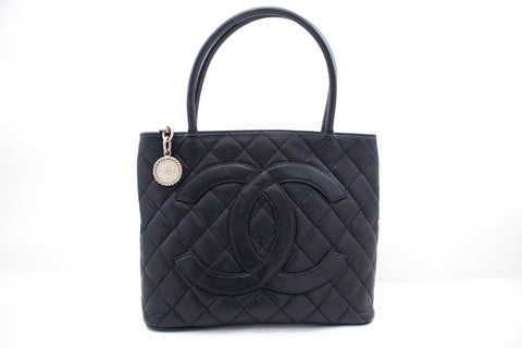 Medallion tote in Black Caviar Leather