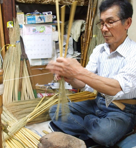 Head Craftsman at Shirokiya Denbei Broom