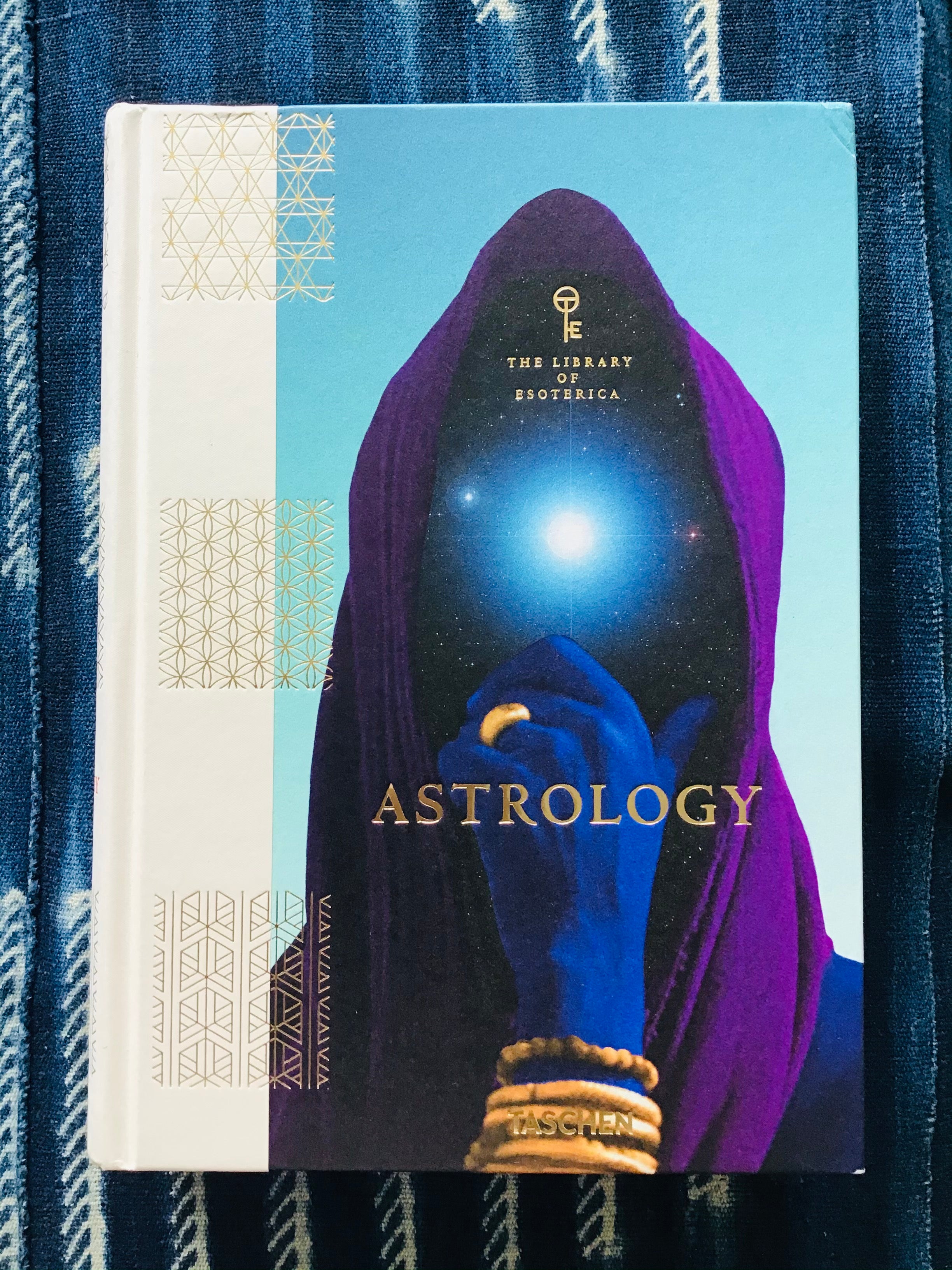 astrology. the library of esoterica pdf