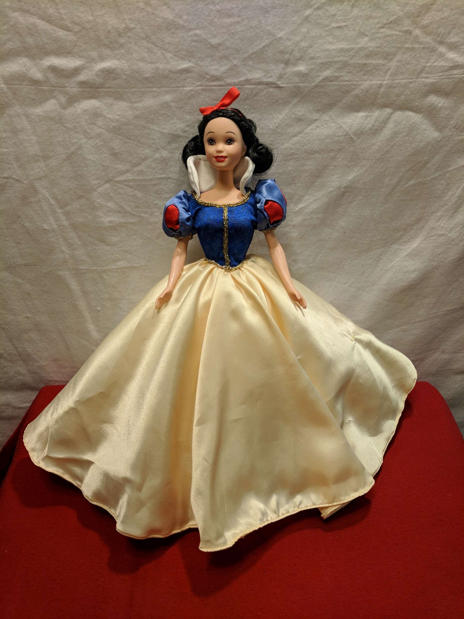 snow white 60th anniversary barbie