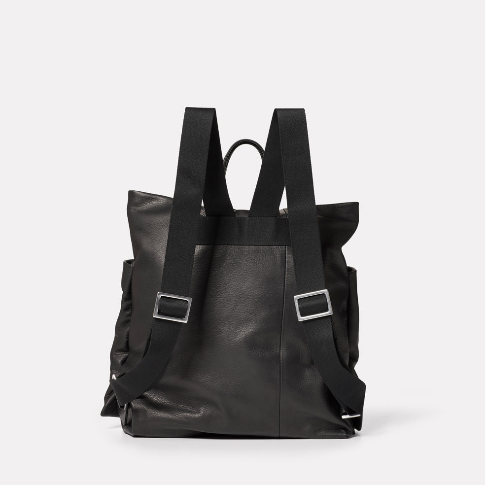 Lala Camlet Leather Convertible Backpack in Black – Ally Capellino