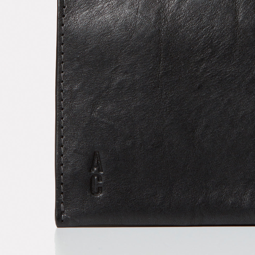 Evie Long Leather Purse in Black | Ally Capellino