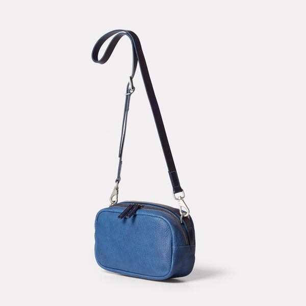 Leila Medium Calvert Leather Crossbody Bag in Navy – Ally Capellino