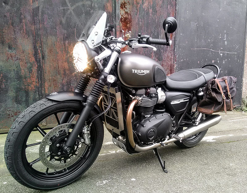 2019 Street Twin with large saddlebag.