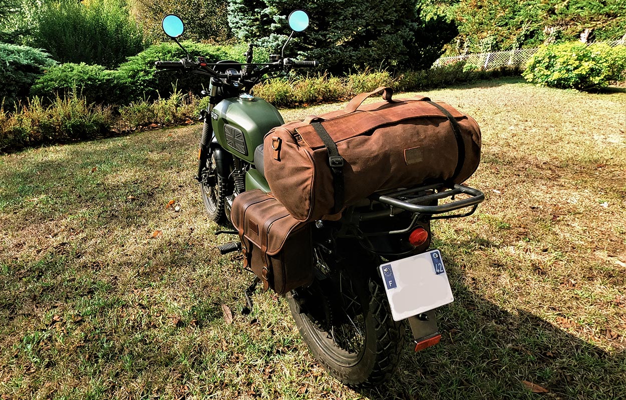 Tail bag and saddlebags  on scrambler motorbike.